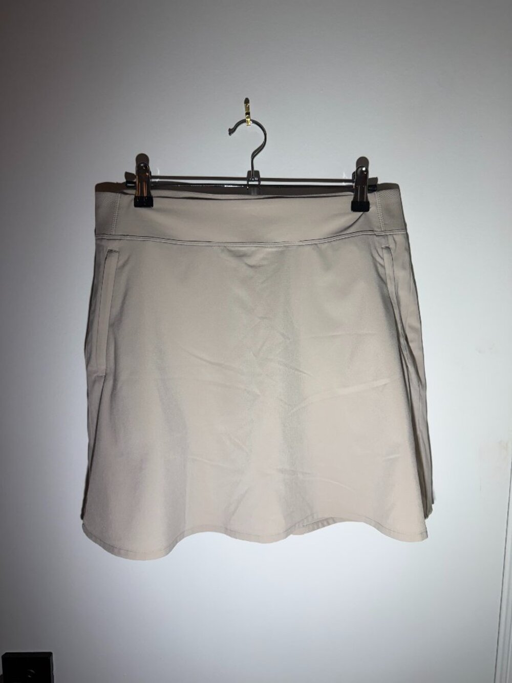 Athleta Size 8 Athletic Skirt with Built-In Shorts